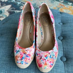 LIFE STRIDE colourful wedges